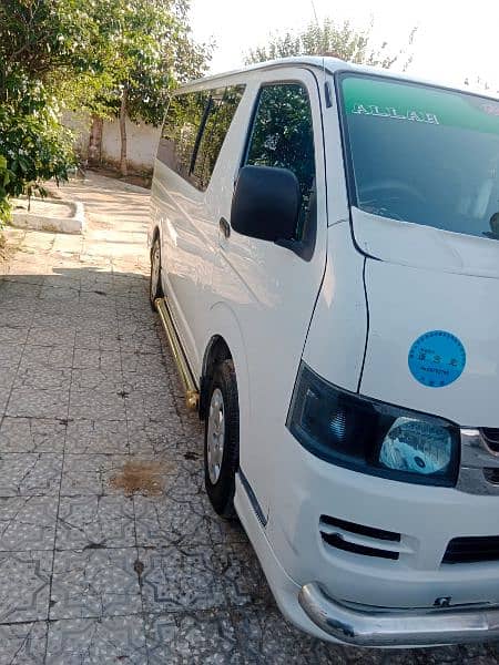 Toyota hiace 2011 Automatic transmission for sale urgent. 4