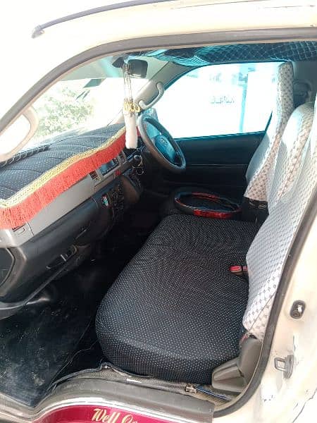 Toyota hiace 2011 Automatic transmission for sale urgent. 5