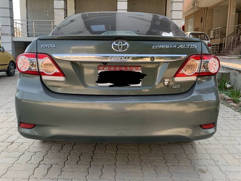 Toyota Corolla Altis 2010 10