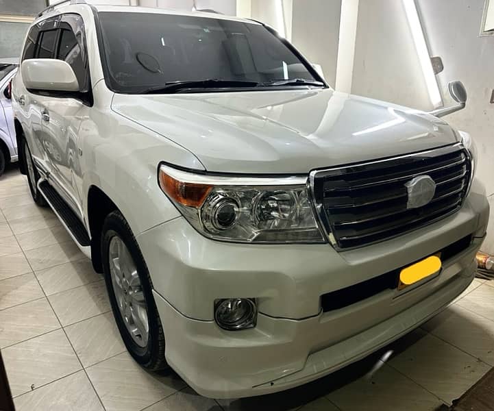 Toyota Land Cruiser 2011 0