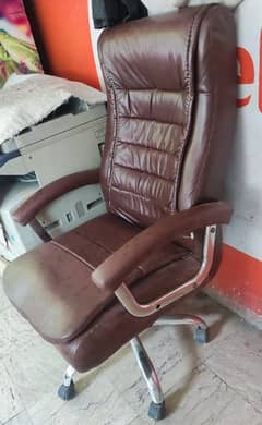 1 Roling chair +2 brand new sofa