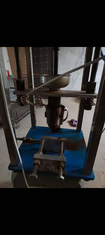 only semi auto detA cable molding machine 5