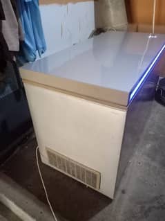 Waves Glass Door Digital Deep Freezer for Sale