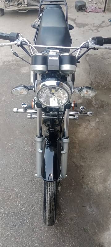 suzuki Gs 150 1