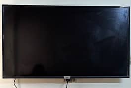 selling this TCL LED 32inches