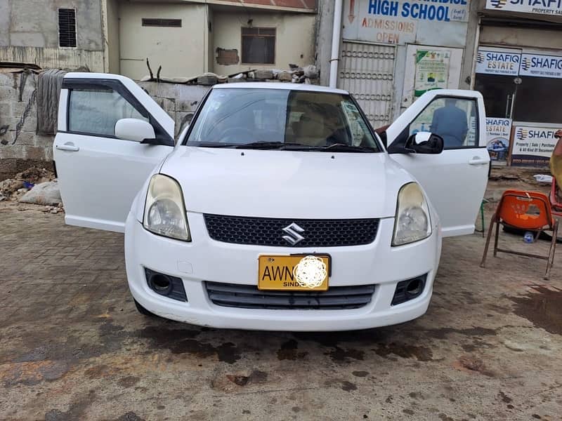 Suzuki Swift 2011 0