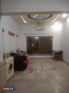 10 Marla ViP Upper portion urgent for rent in sabzazar