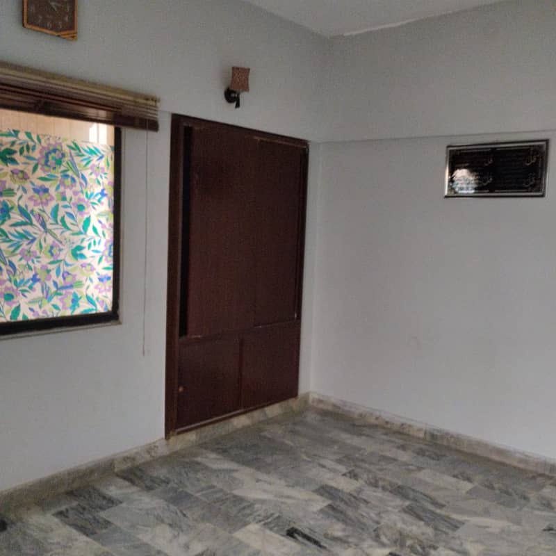 3 Bed DD Flat for Sale 1450 SqFt. Gulshan-e-Iqbal 6