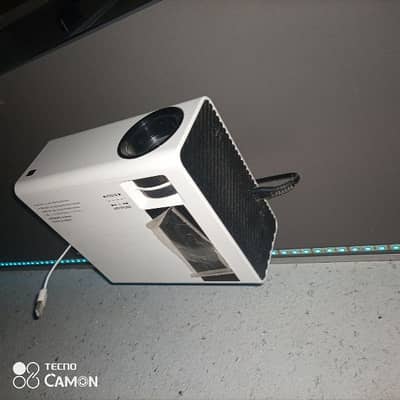 unic best projector 200 inch screen