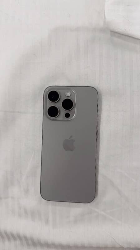 iPhone 15 pro 0