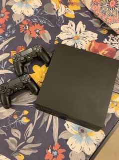 Ps4 slim