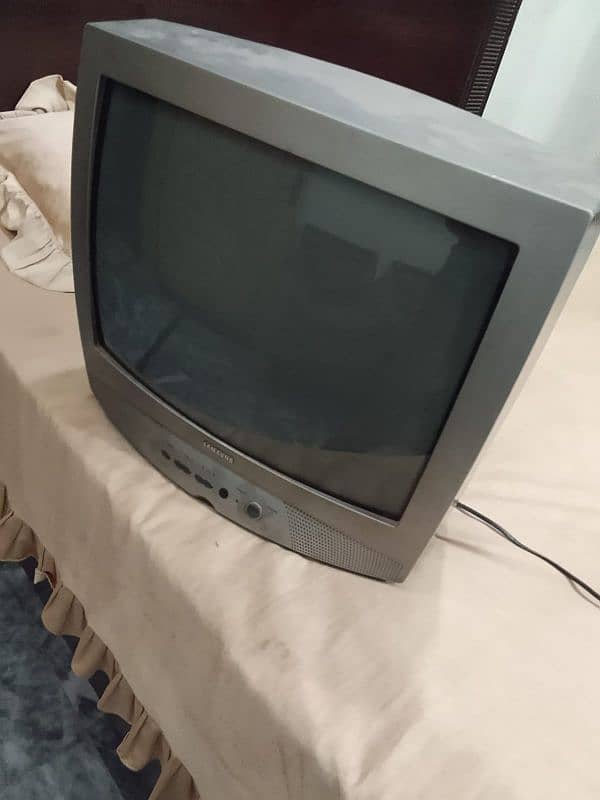 Samsung Tv used but condition A1 21 inch 3