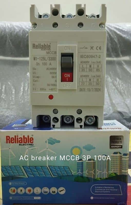 MCCB breaker available wholesale price with One Year  worrenty 1