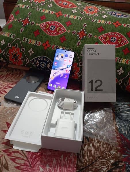 oppo reno 12 F (8/256) . . . GB grey. . . 3