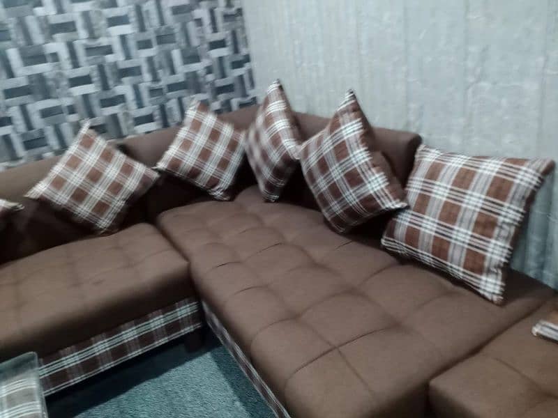 sofa set complete pkg urgent sale 2