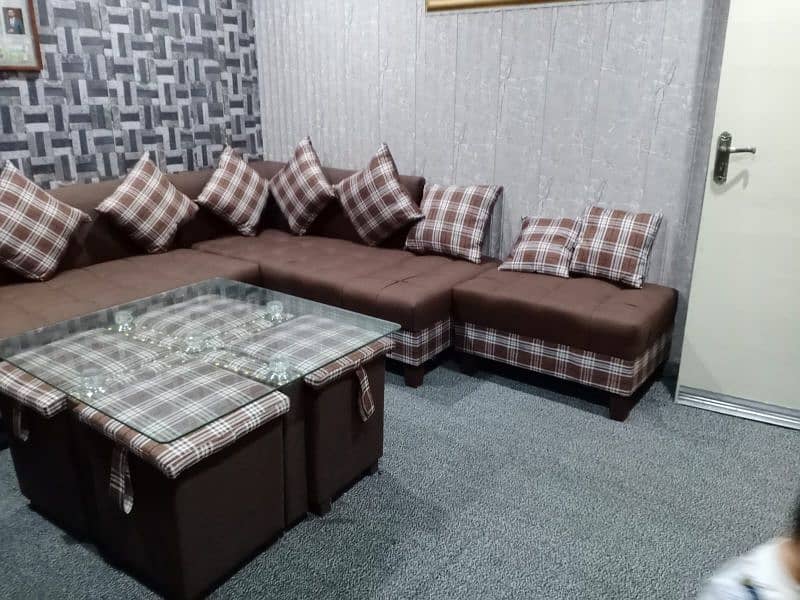 sofa set complete pkg urgent sale 5