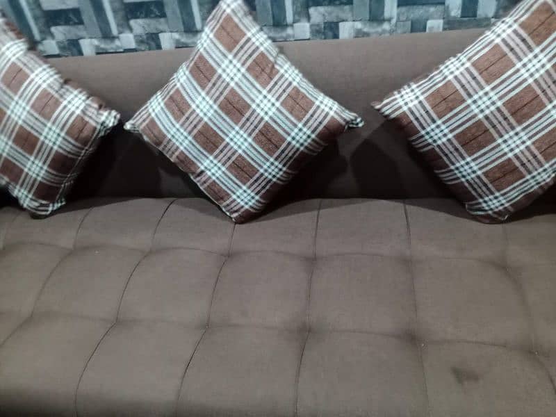 sofa set complete pkg urgent sale 6