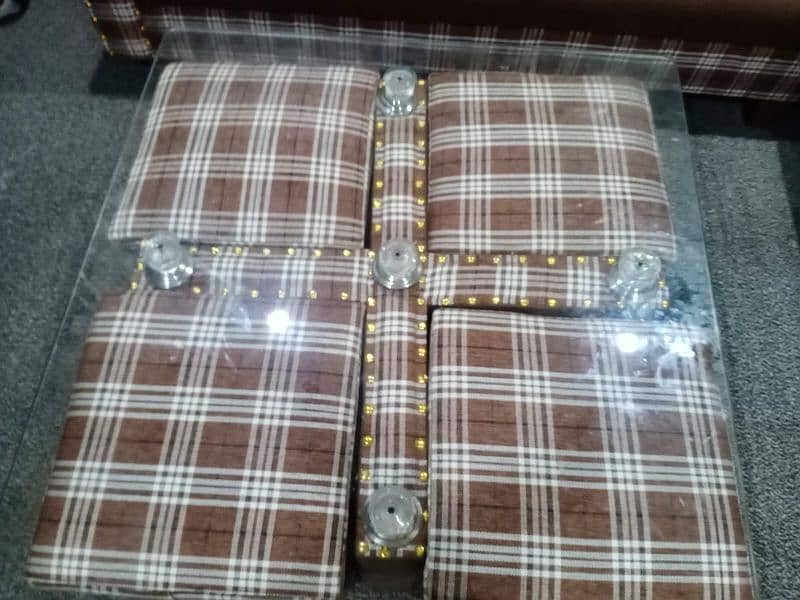 sofa set complete pkg urgent sale 9