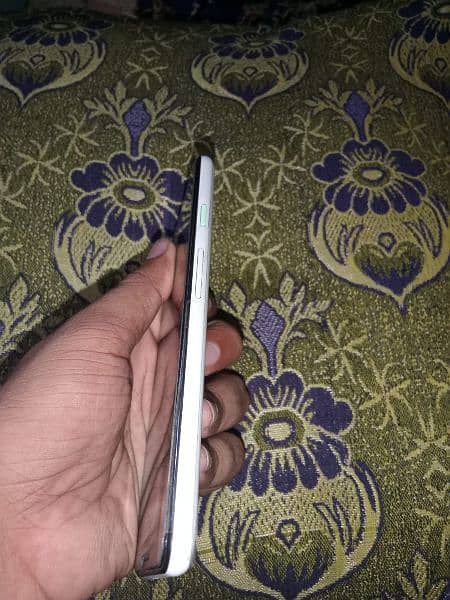 Google pixel 3 brand new condition 64gb 03014559839 3