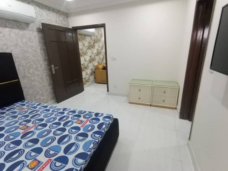 FOR RENT 1 BED ROOM FUL FURNISHED APARTMENT SECTOR C BAHRIA TOWN LAHORE 10