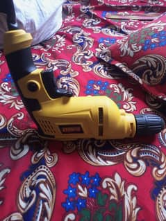 DeWalt 600w drill high power