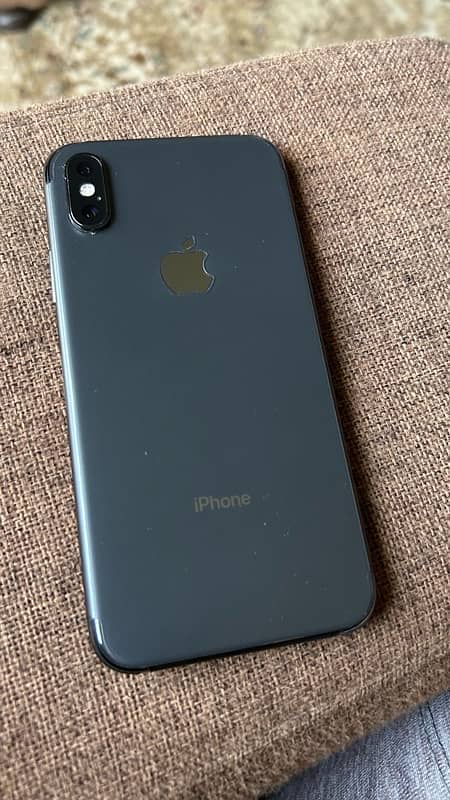 iphone xs 256gb urgent sale 3