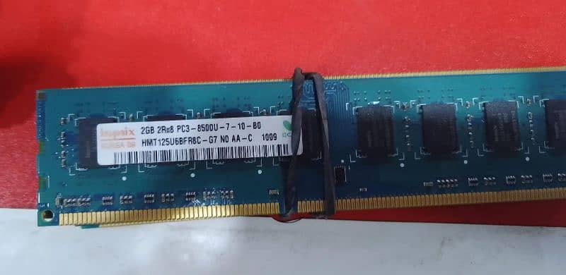 System DDR2 and DDR3 ram and laptops available on quantity 1