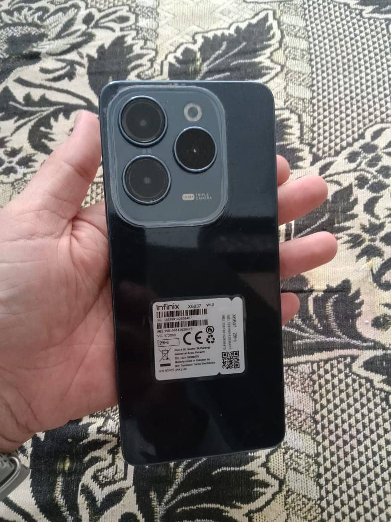 Infinix Hot 40 pro 8/256 for sale 0