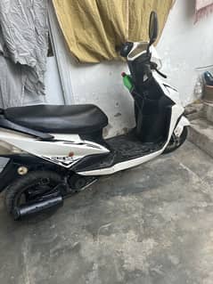 pakzone scooty 0