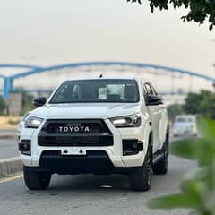 Toyota Hilux 2023 Revo GRS