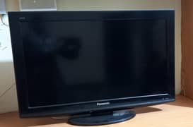 Panasonic LCD TV for sale (panel broken)