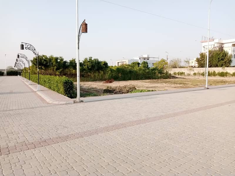 Al Jadeed Golf Club Residency 200 Sq yards Plots Available in Al Jadeed Properties at main memon goth road. Approved land from all legal authorities. 3