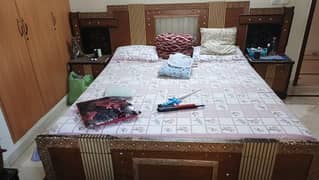 bed room set in good condition