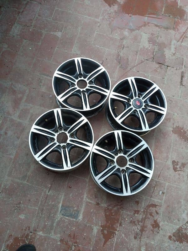 Alloy Wheels R13 " . 1