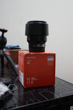 Sony 85mm f1.8 Lens complete box | Condition 10/ 10