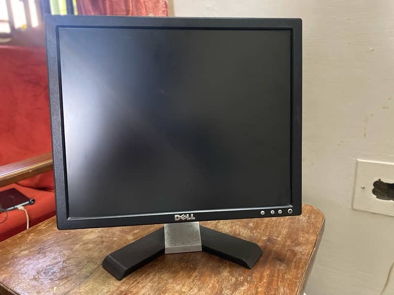 Dell imported (17 inches) LCD for sale 1