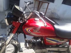 Honda 70 CD Argent for Sale Model 2015