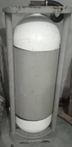 CNG. . gas cylinder with complete accessories