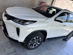 Toyota Fortuner Legender 2024