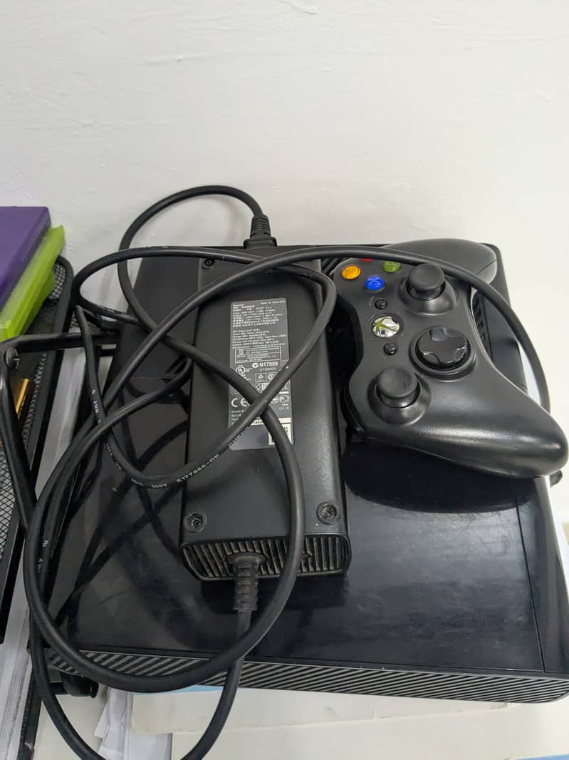 Xbox 360 with 500GB and kinect 2