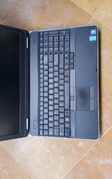 Dell Latitude E6540 Core i7 16GB + 128GB 3