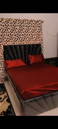 queen bed black color without Mattress