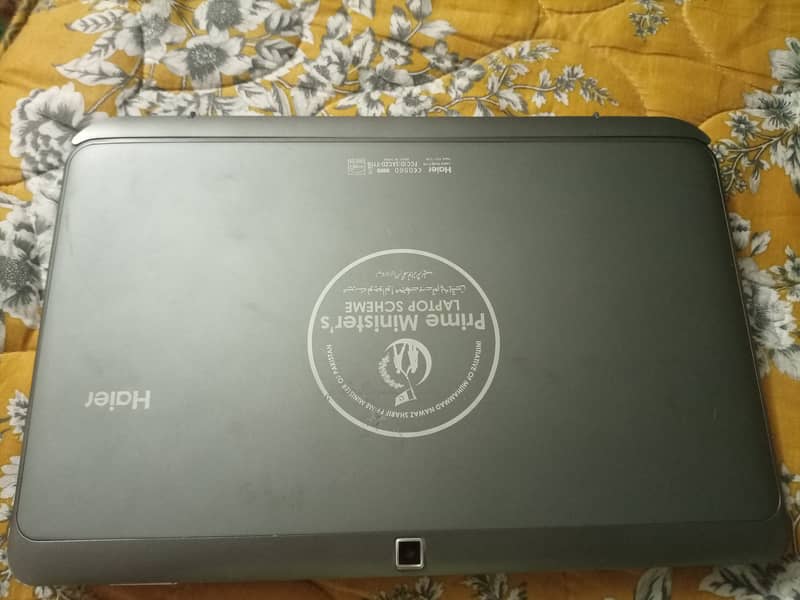 PM Laptop Intel core m5y10c 4