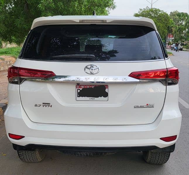 Toyota Fortuner 2018 5