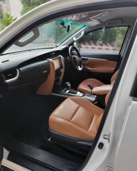 Toyota Fortuner 2018 9