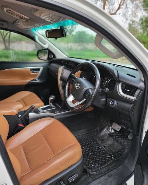 Toyota Fortuner 2018 13