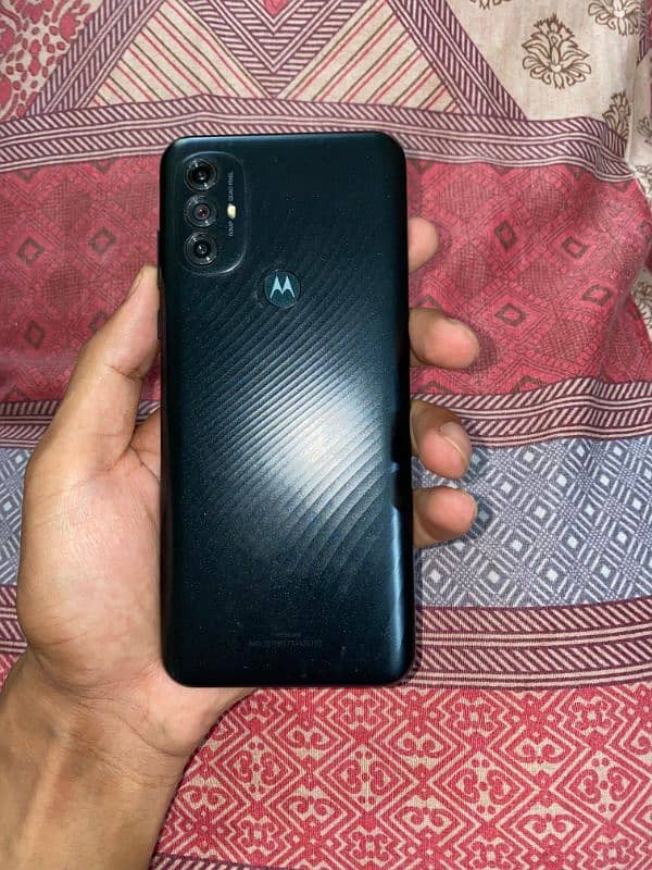 moto g power(2022) 4/64 gb in excellent condition for sell available 7