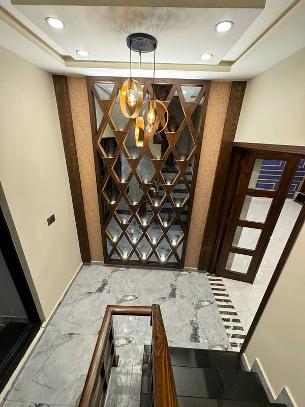 10 Marla Brand New Luxury Upper Portion For Rent In Gulmohar Block Bahria Town Lahore 1