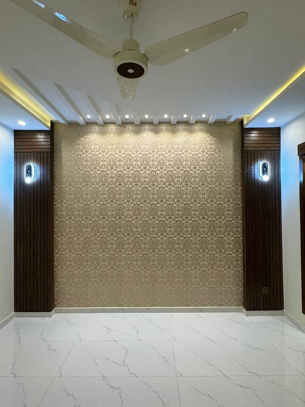 10 Marla Brand New Luxury Upper Portion For Rent In Gulmohar Block Bahria Town Lahore 2