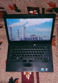 Dell Laptop latitude E4310